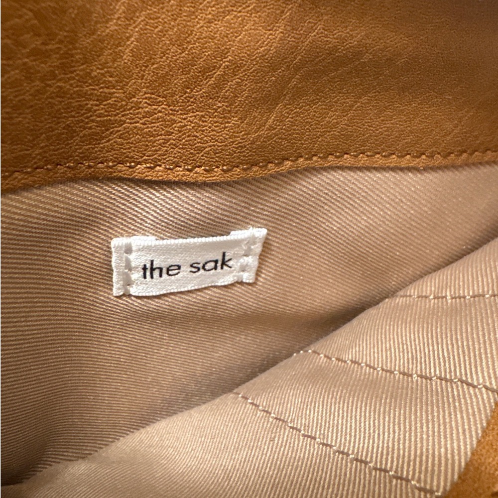 The Sak Silverlake Smartphone Crossbody Tan Leather Floral Embossed Wallet Bag - Picture 7 of 14